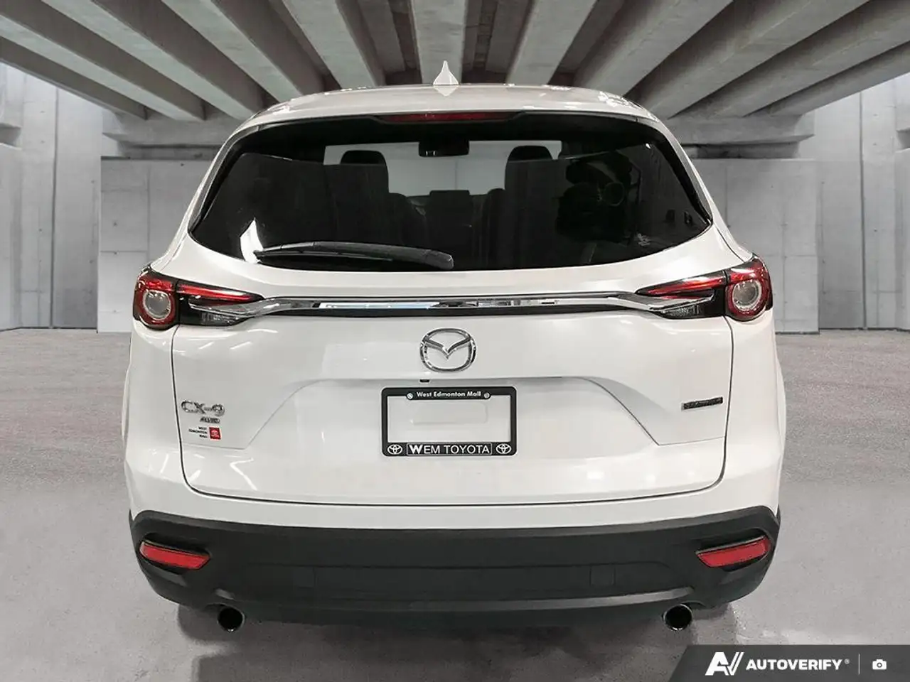 Mazda CX-9 снимка Mazda CX-9