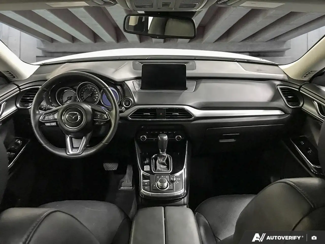 Mazda CX-9 снимка Mazda CX-9