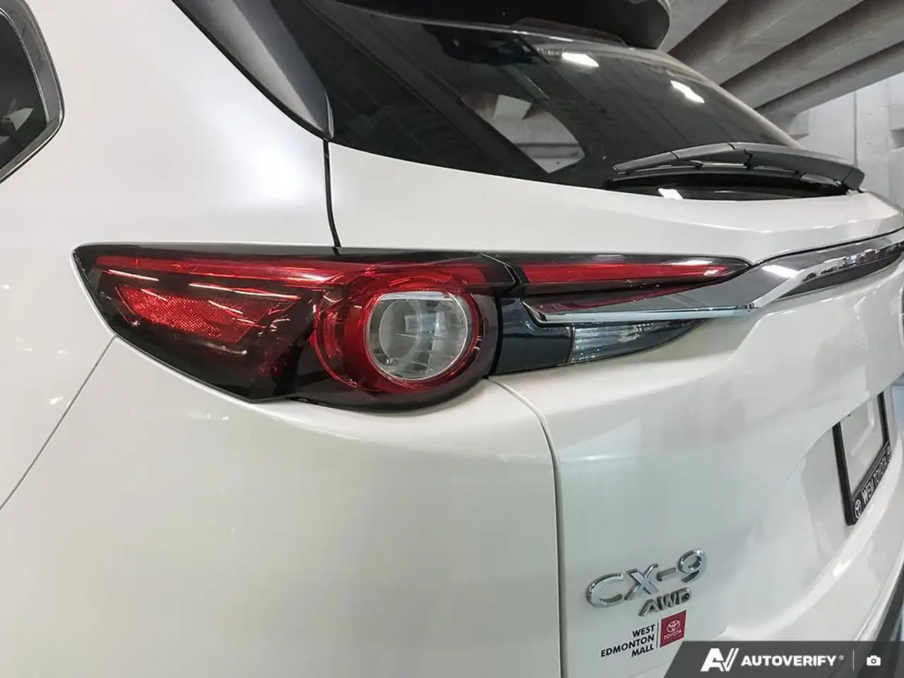 Mazda CX-9 снимка Mazda CX-9
