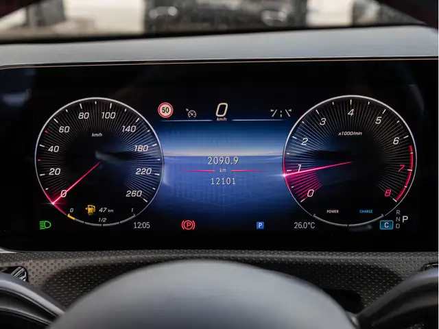 Mercedes-Benz CLA view 23