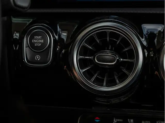 Mercedes-Benz CLA view 15