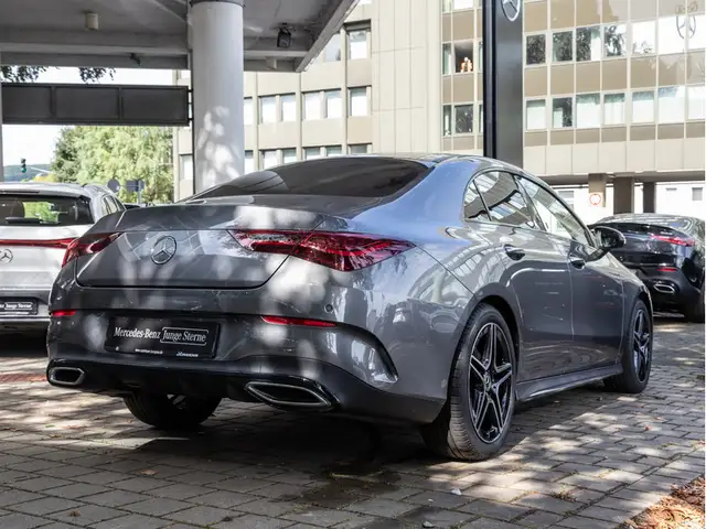 Mercedes-Benz CLA view 4