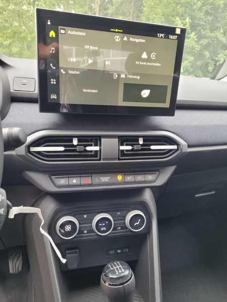 Dacia Sandero Expression Tce 100 - KLIMA - MULTIMEDIA - SITZHEIZ — photo 5