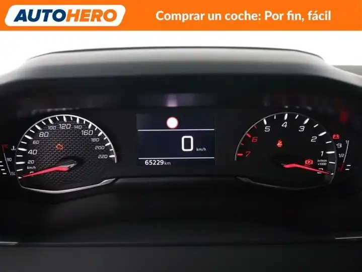 Peugeot 208 2021, foto 24