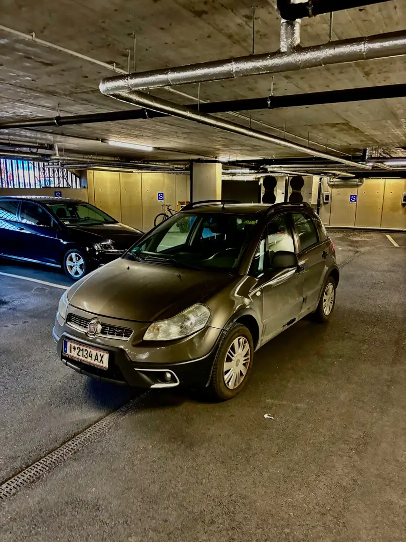 Fiat Sedici Sedici 2,0 JTD Multijet 135 Dynamic Dynamic Braun - 1