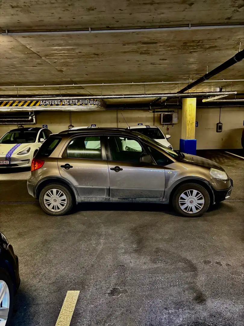 Fiat Sedici Sedici 2,0 JTD Multijet 135 Dynamic Dynamic Braun - 2