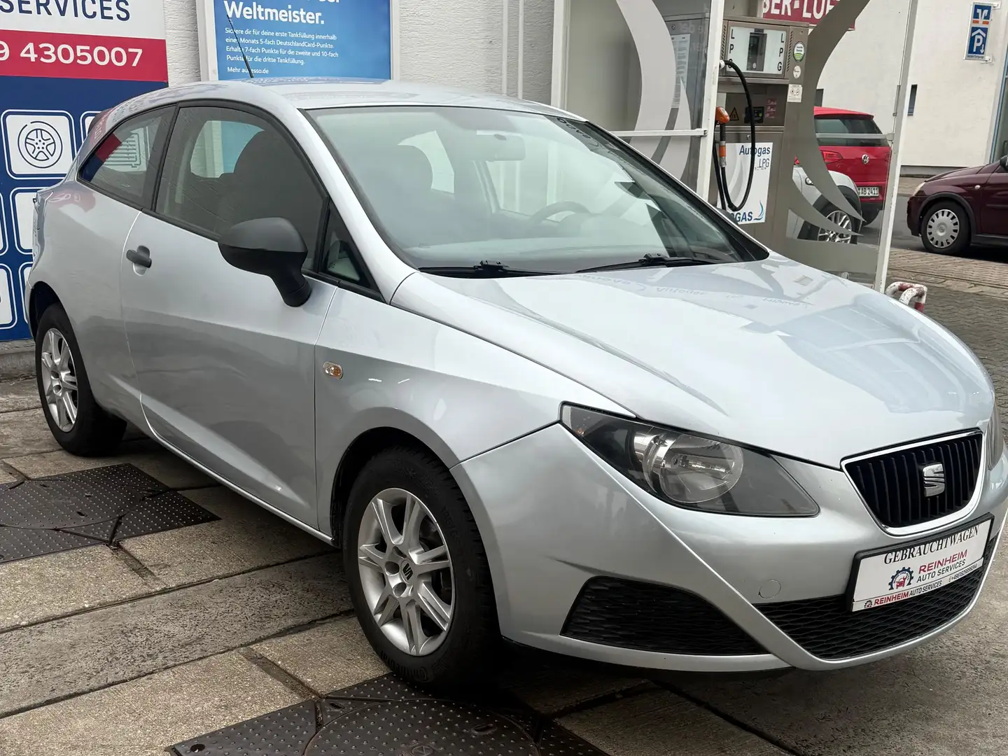 SEAT Ibiza Reference Diesel Gris - 2