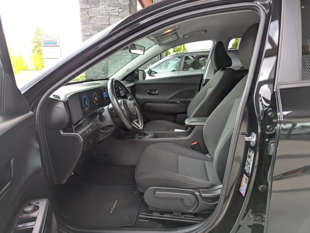 Hyundai KONA снимка Hyundai KONA