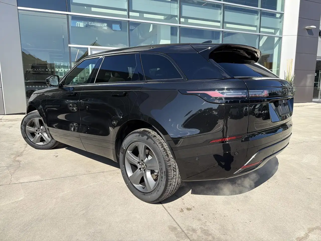 Land Rover Range Rover Velar снимка Land Rover Range Rover Velar