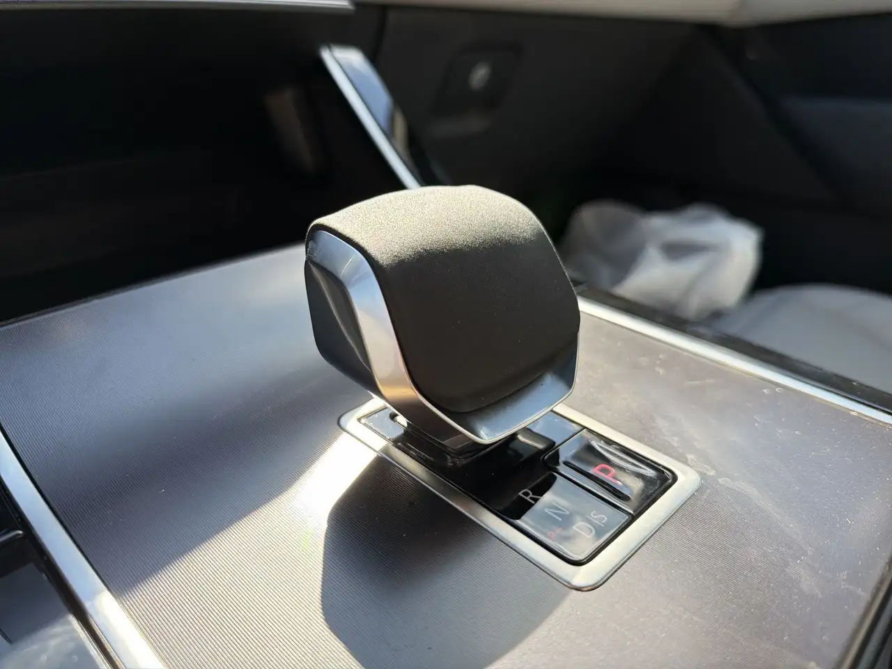 Land Rover Range Rover Velar снимка Land Rover Range Rover Velar