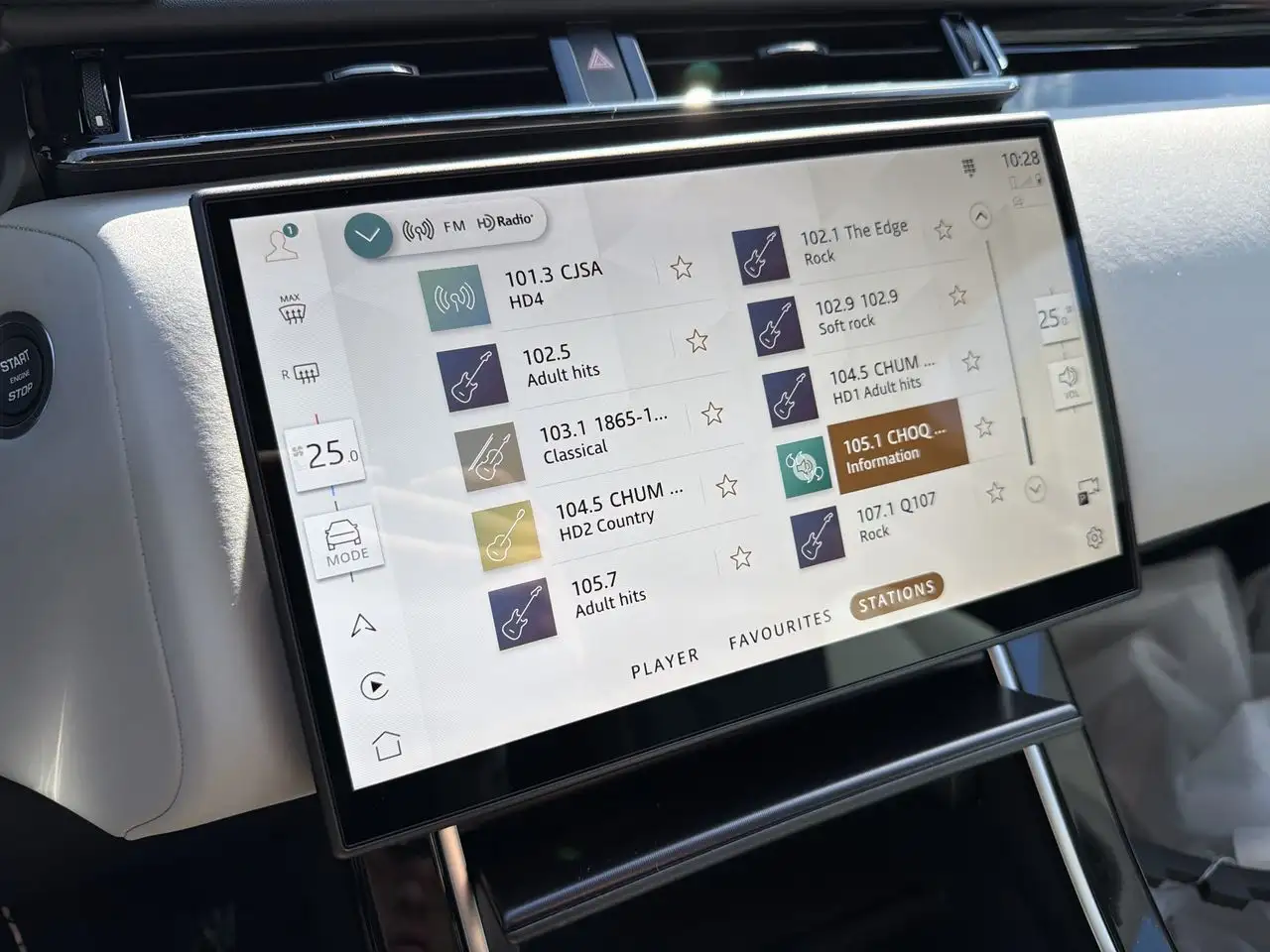 Land Rover Range Rover Velar снимка Land Rover Range Rover Velar