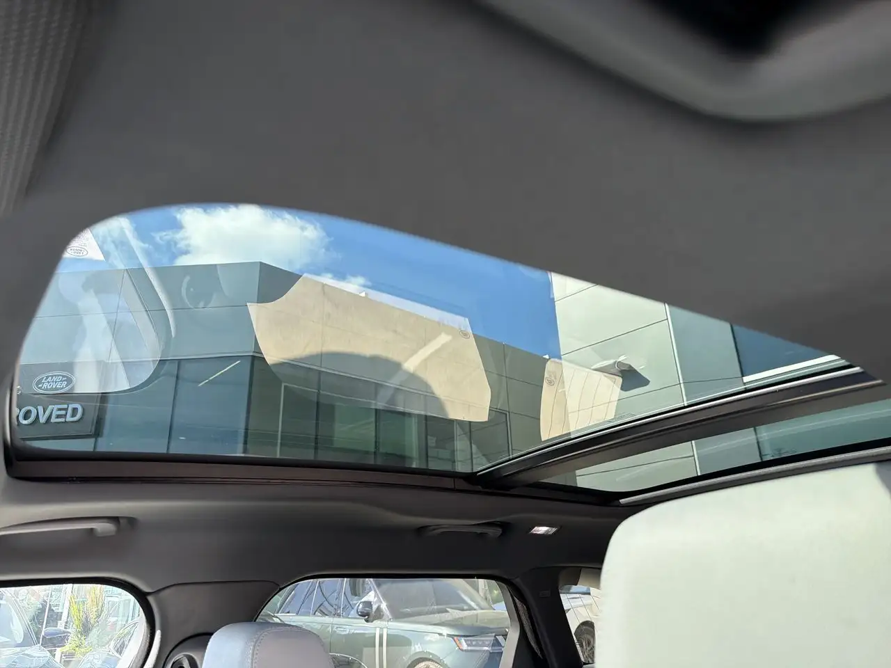 Land Rover Range Rover Velar снимка Land Rover Range Rover Velar