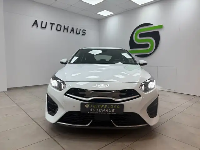 Kia Ceed view 2