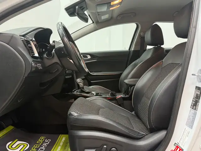 Kia Ceed view 11