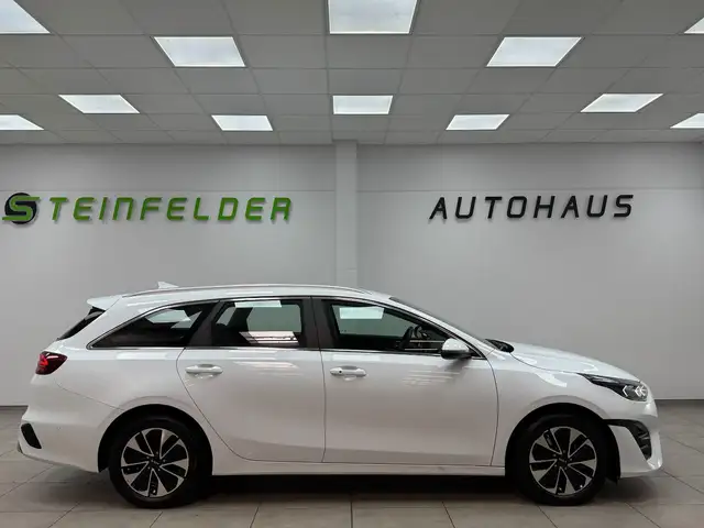 Kia Ceed view 8