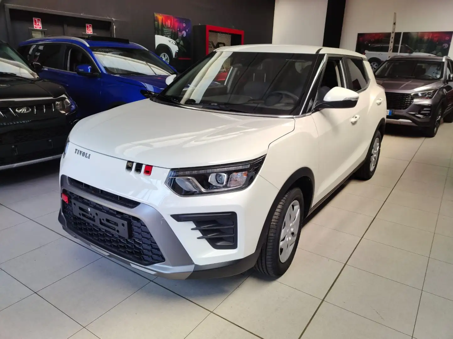 KGM Tivoli 1.5 GDI Turbo 135 CV - 2