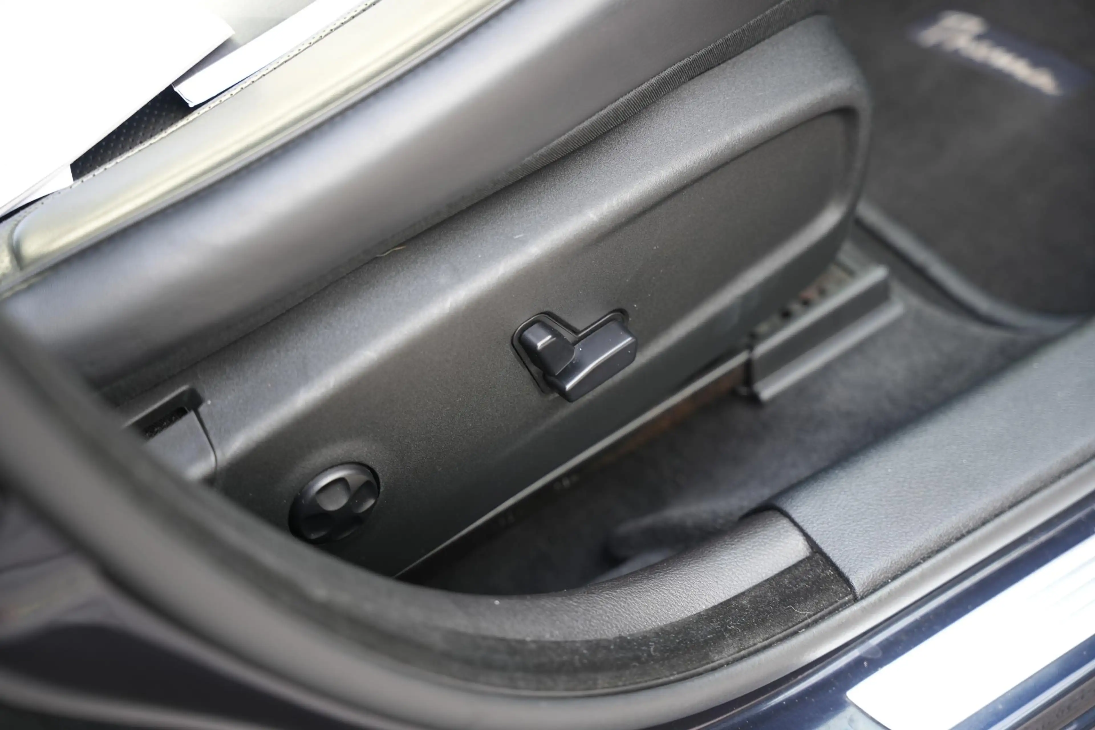 Lancia Thema 3.6 V6 Platinum Gepantserd / Armoured B4 BULLETPRO — photo 28