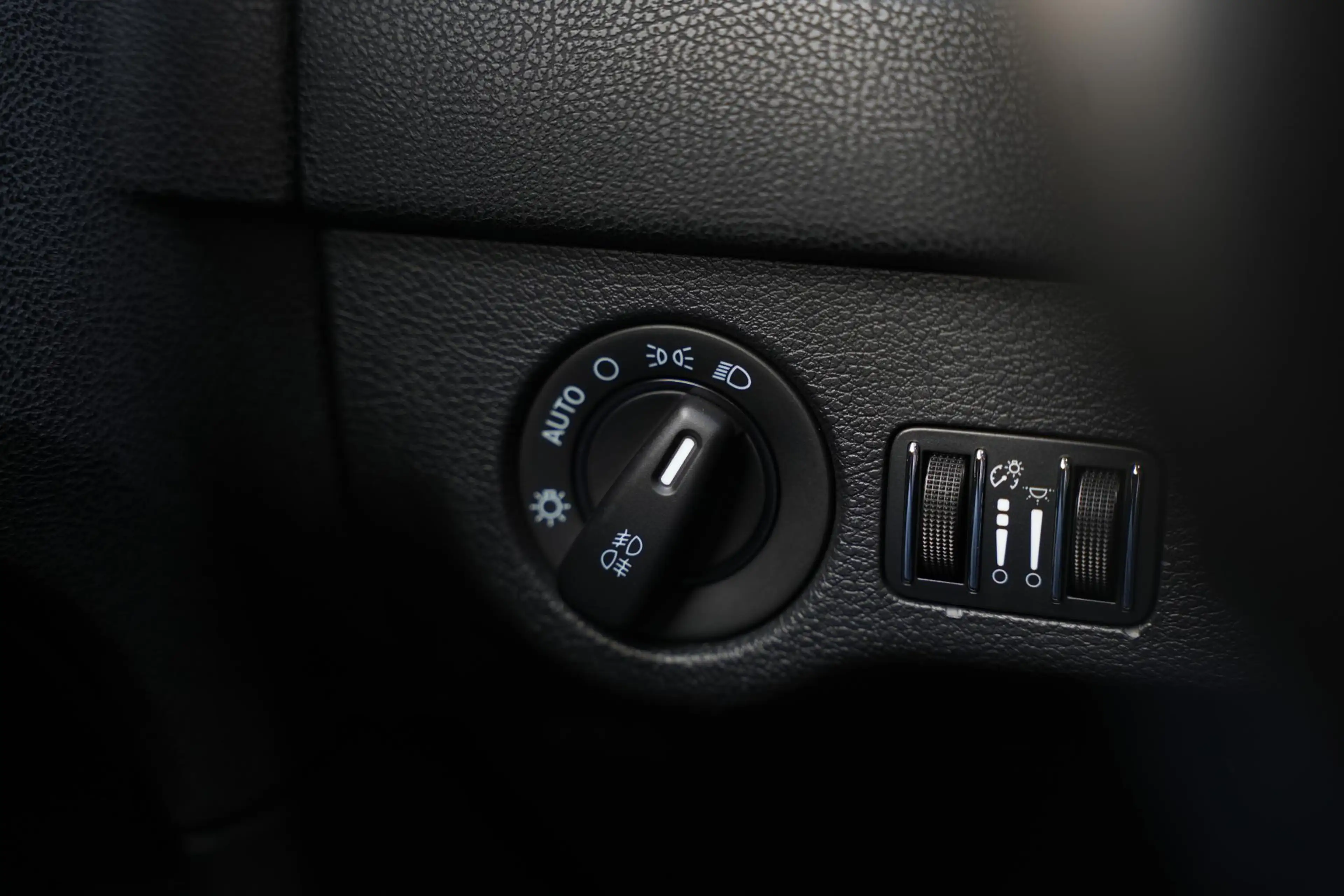 Lancia Thema 3.6 V6 Platinum Gepantserd / Armoured B4 BULLETPRO — photo 29