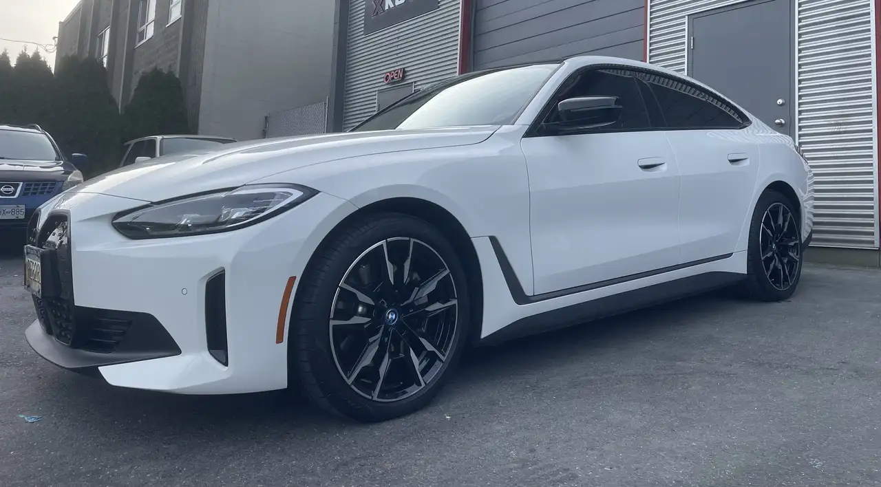 2023 BMW i4