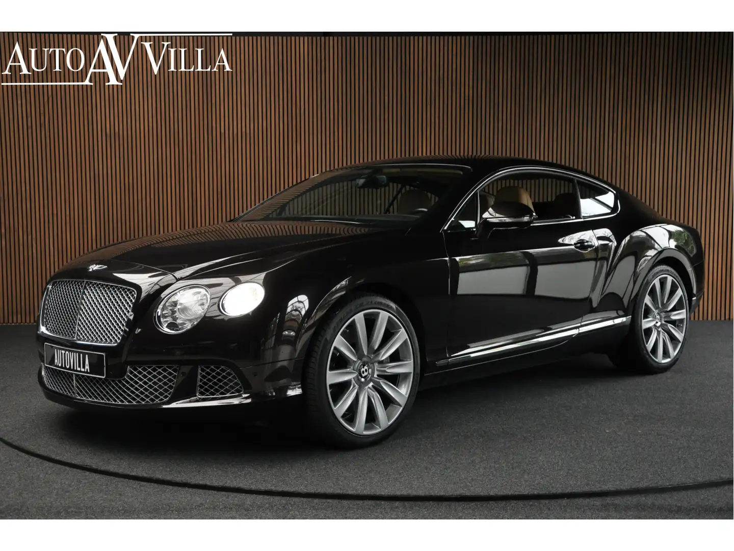 Bentley Continental GT 6.0 W12 | Dealer onderhouden| Naim | Softclose | M Bruin - 1