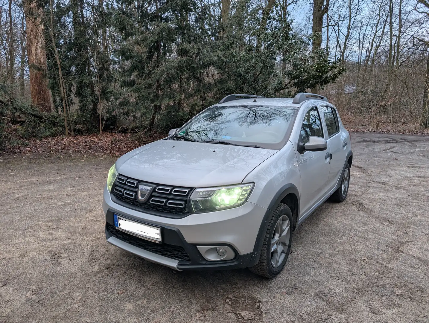 Dacia Sandero Sandero Stepway dCi 90 S Grau - 2