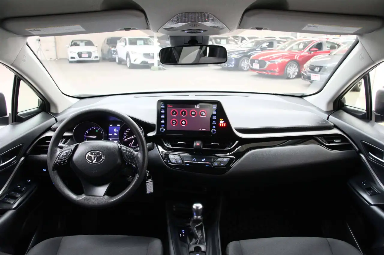 Toyota C-HR снимка Toyota C-HR