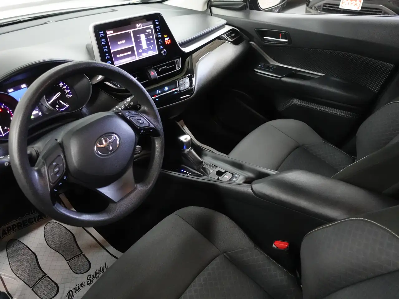 Toyota C-HR снимка Toyota C-HR