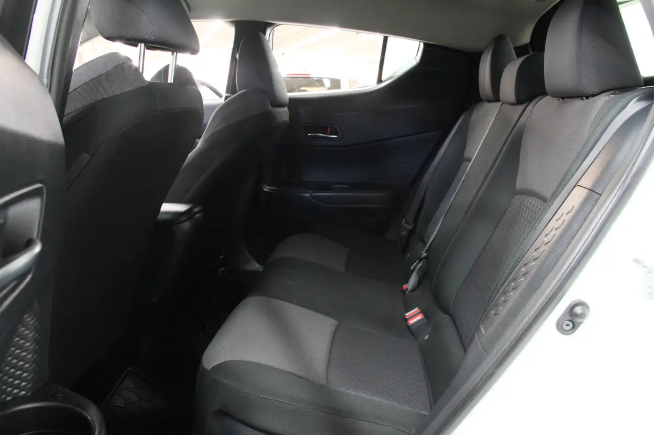 Toyota C-HR снимка Toyota C-HR