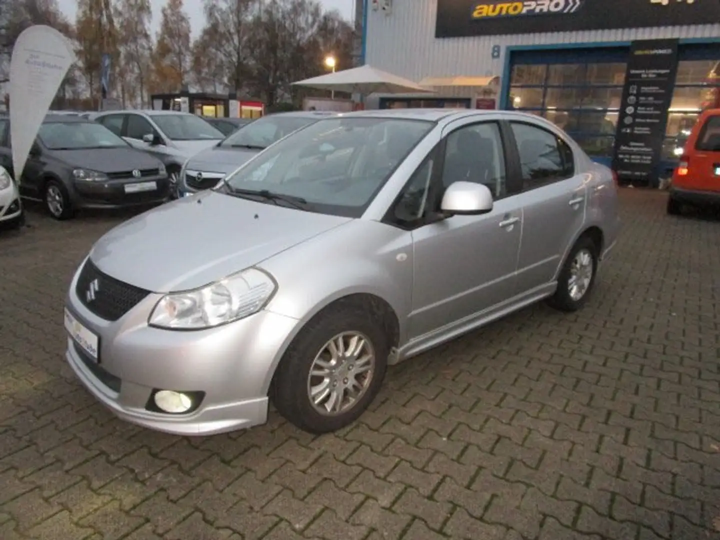 Suzuki SX4 Klima|Sitzheizung|Isofix|PDC Argintiu - 2