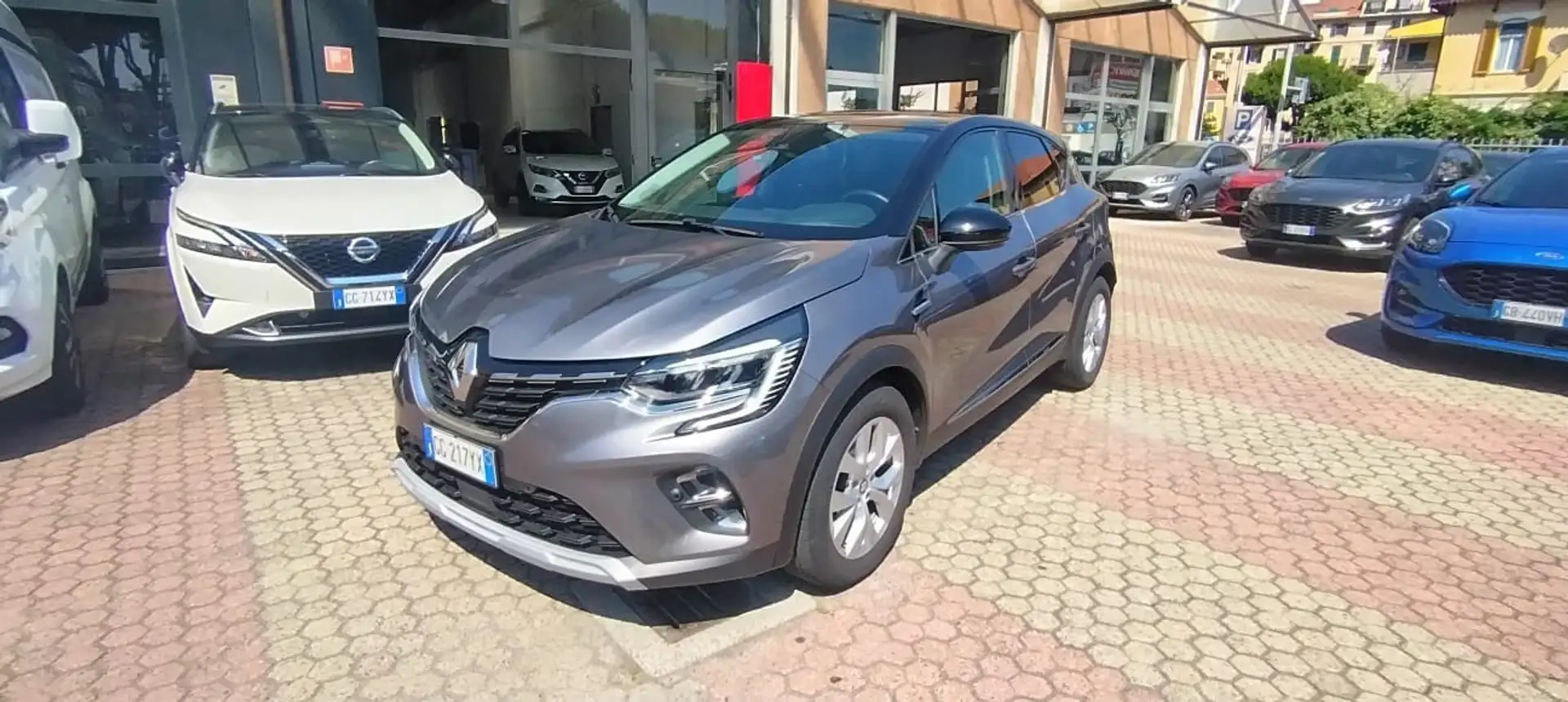 Renault Captur Mild Hybrid 140 CV Intens Grigio - 1