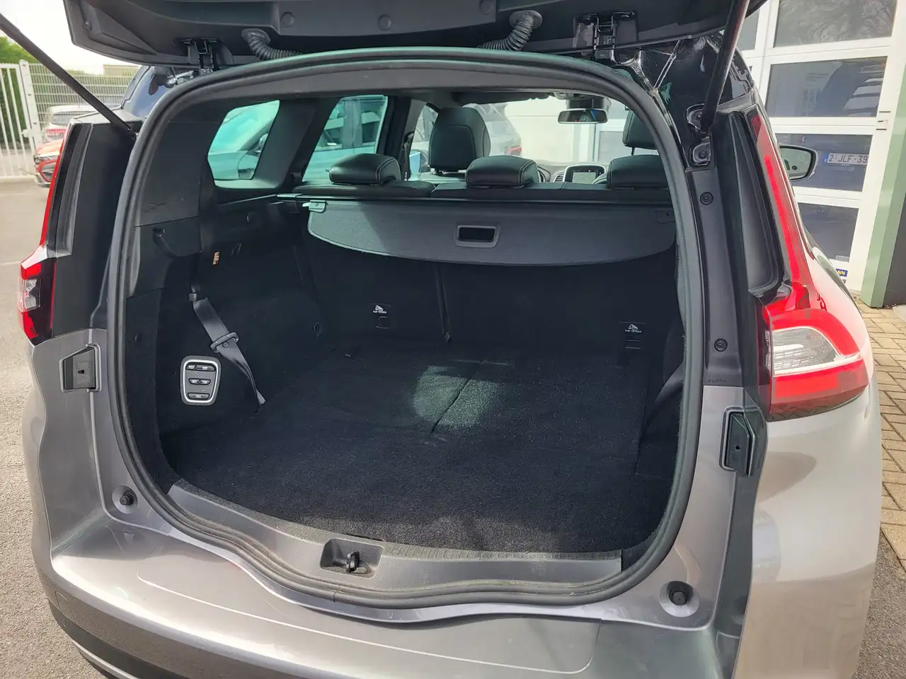 Renault Grand Scenic intens TCE140 EDC - Schaliegrijs 26