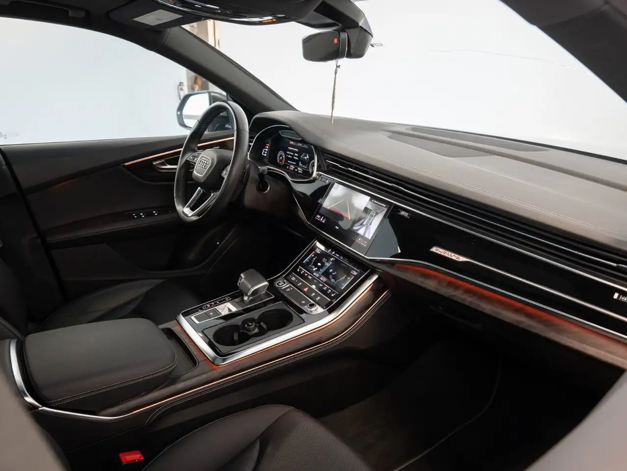 Audi Q8 photo Audi Q8