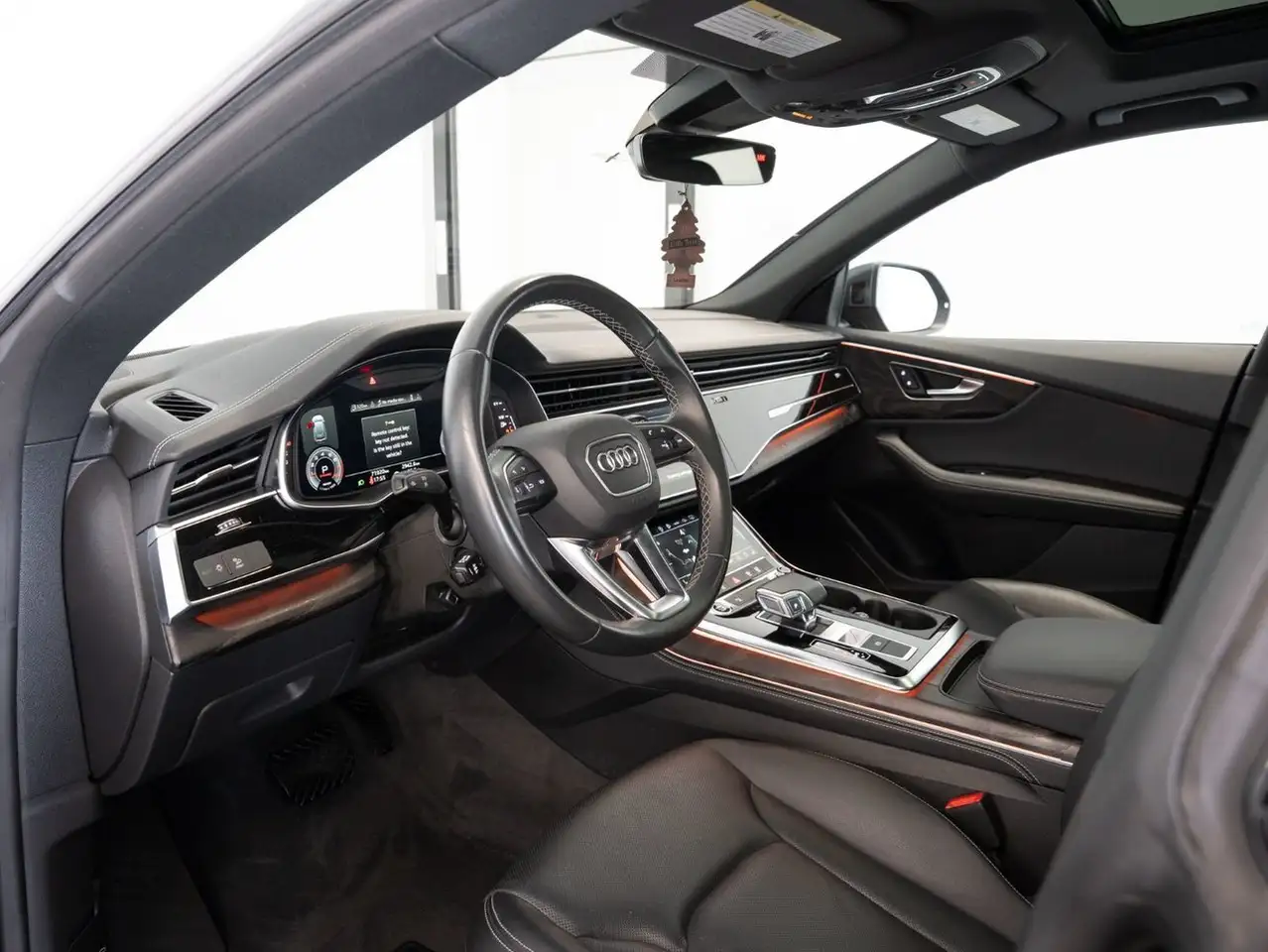 Audi Q8 photo Audi Q8