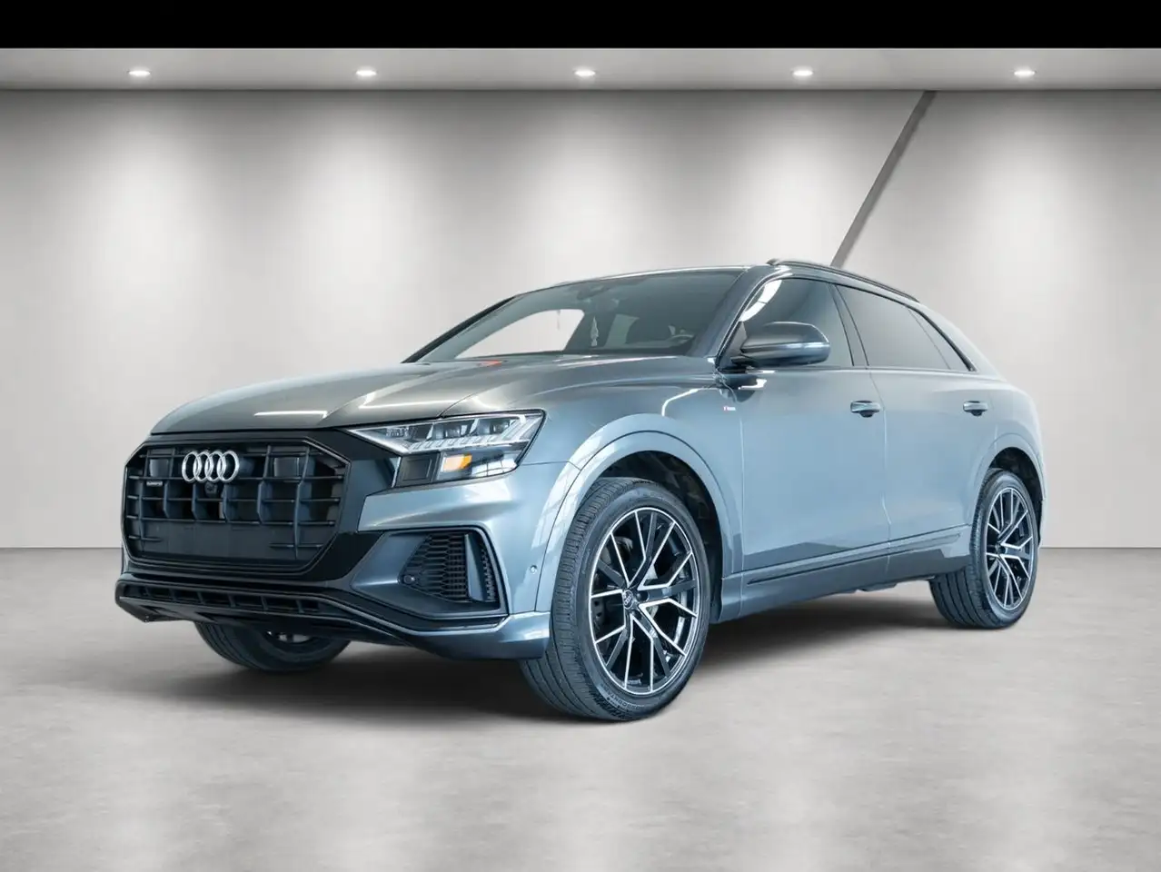 Audi Q8 photo Audi Q8