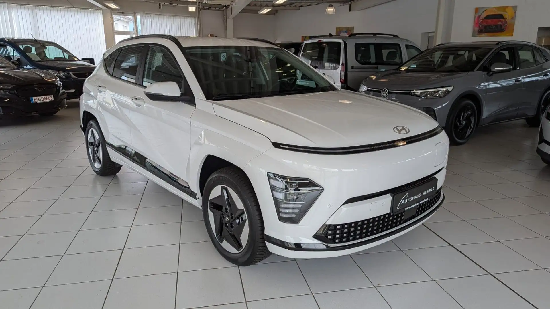Hyundai KONA Trend Elektro 2WD *SHZ*LHZ*Navi*LED*ASCC* Weiß - 2