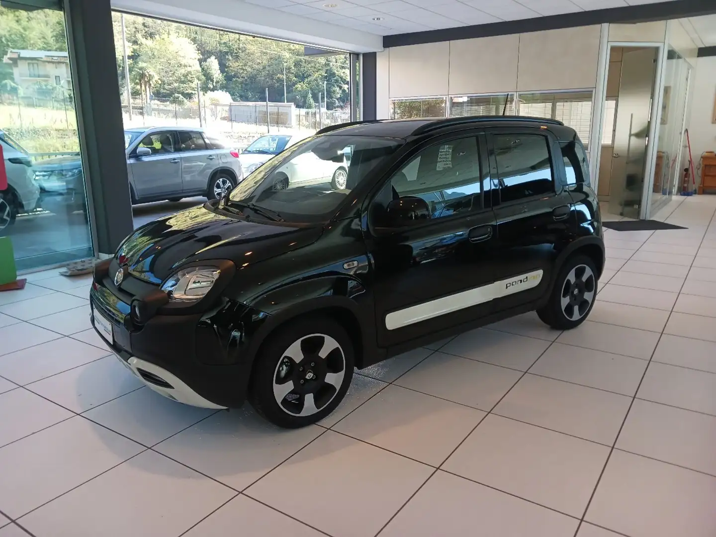 Fiat Panda 1.0 FireFly S&S Hybrid Pandina Nero - 1