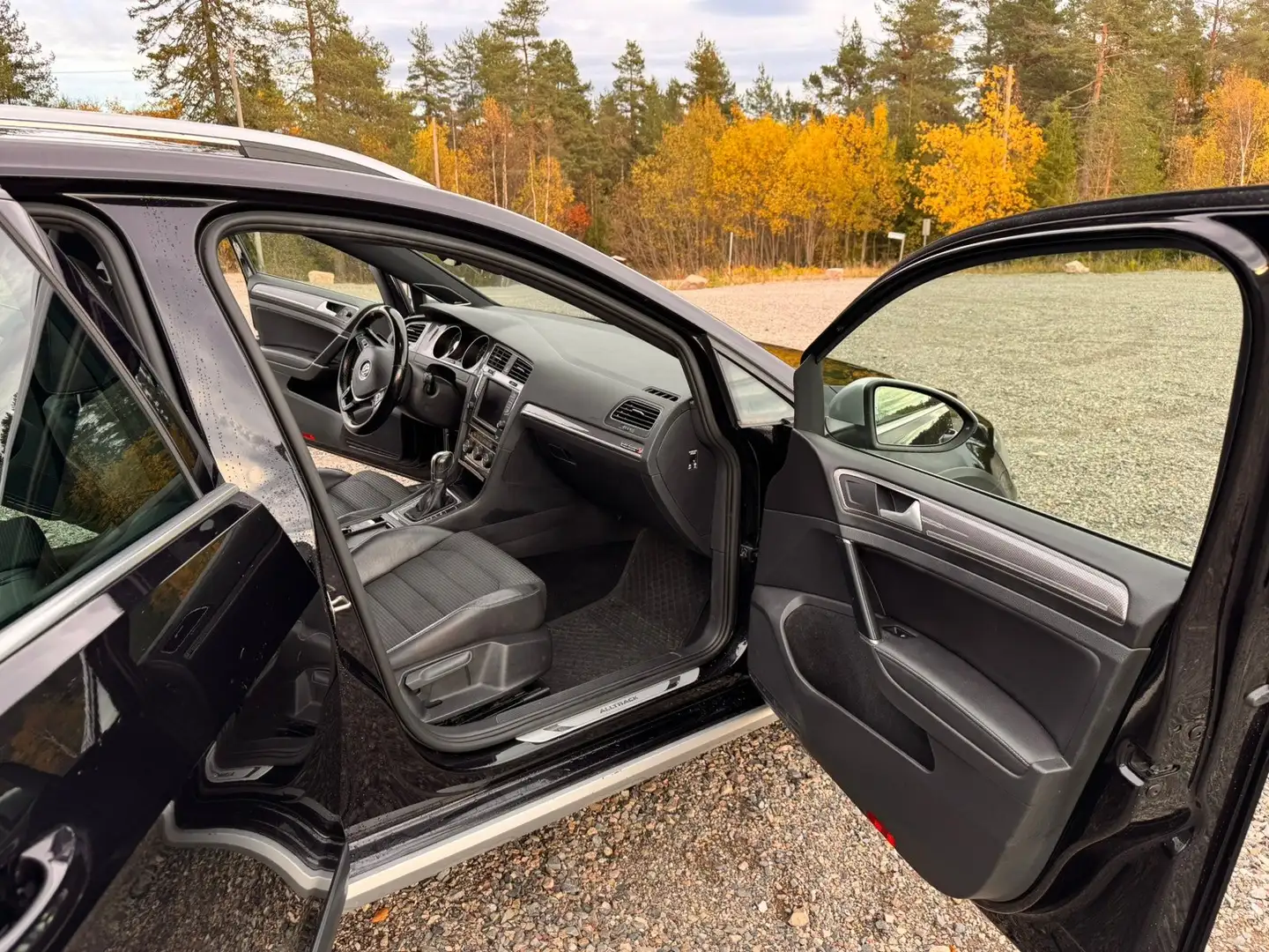 Volkswagen Golf Cabriolet Schwarz - 1