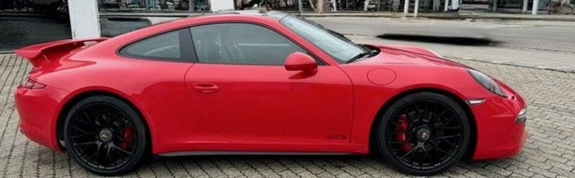 Porsche 911 CARRERA COUPE 3.8i 430 GTS PDK Rouge - 2