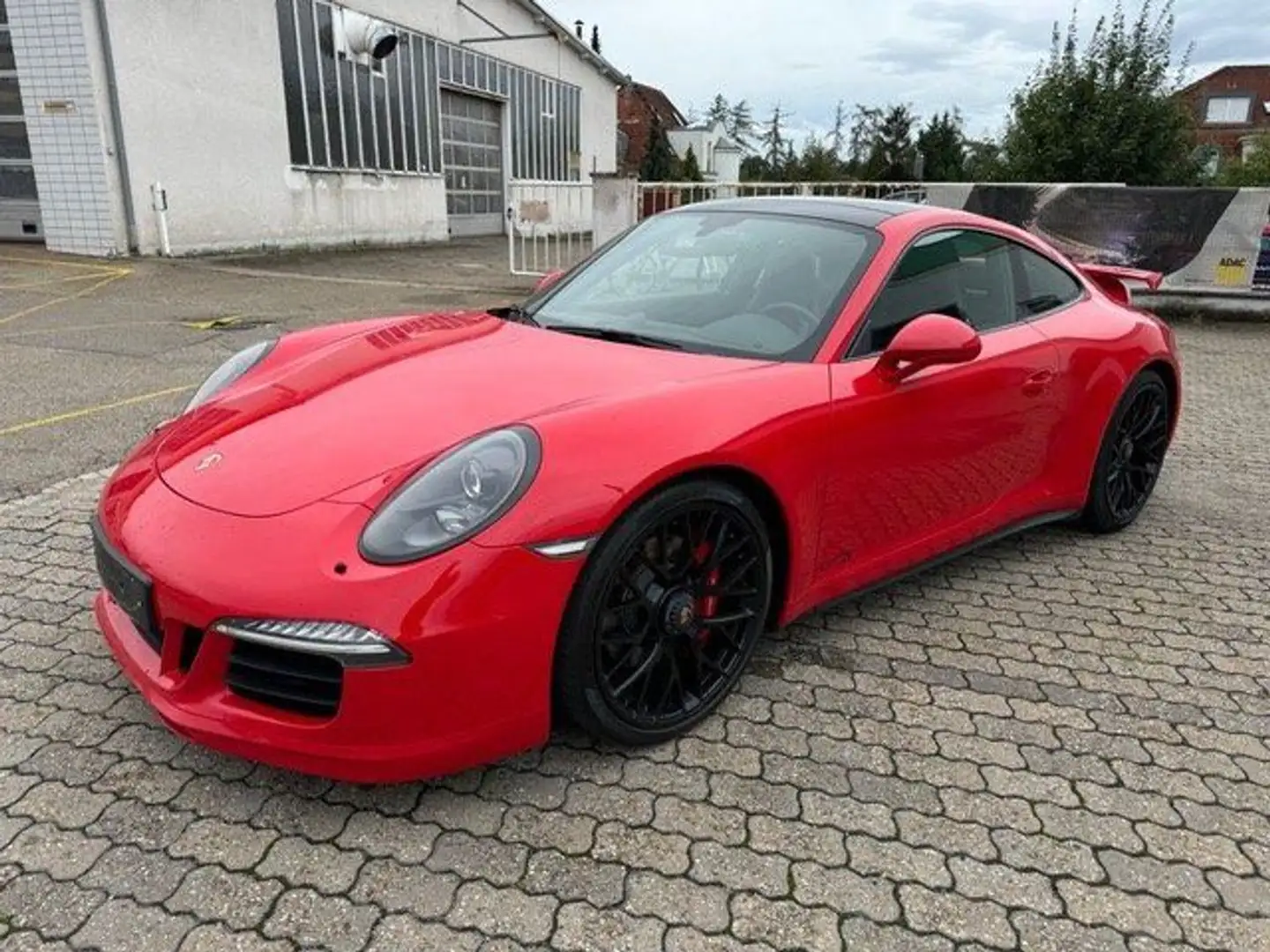 Porsche 911 CARRERA COUPE 3.8i 430 GTS PDK Rouge - 1