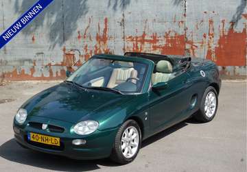1.8i Cabrio / Leder / Carplay / Android / 2001