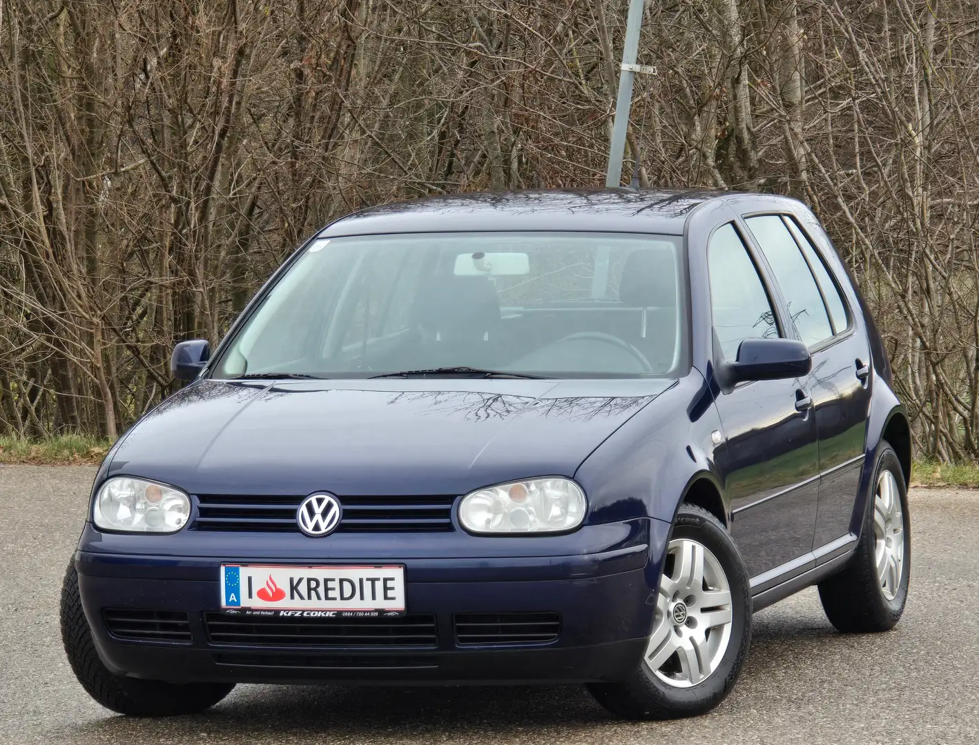 Volkswagen Golf Comfortline 1,9 Top* Kredit* Klima* Wenig KM* Bleu - 1