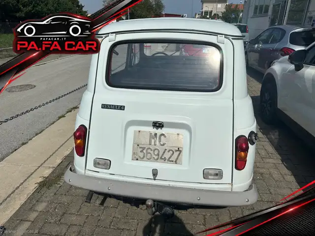 Renault R 4 view 3