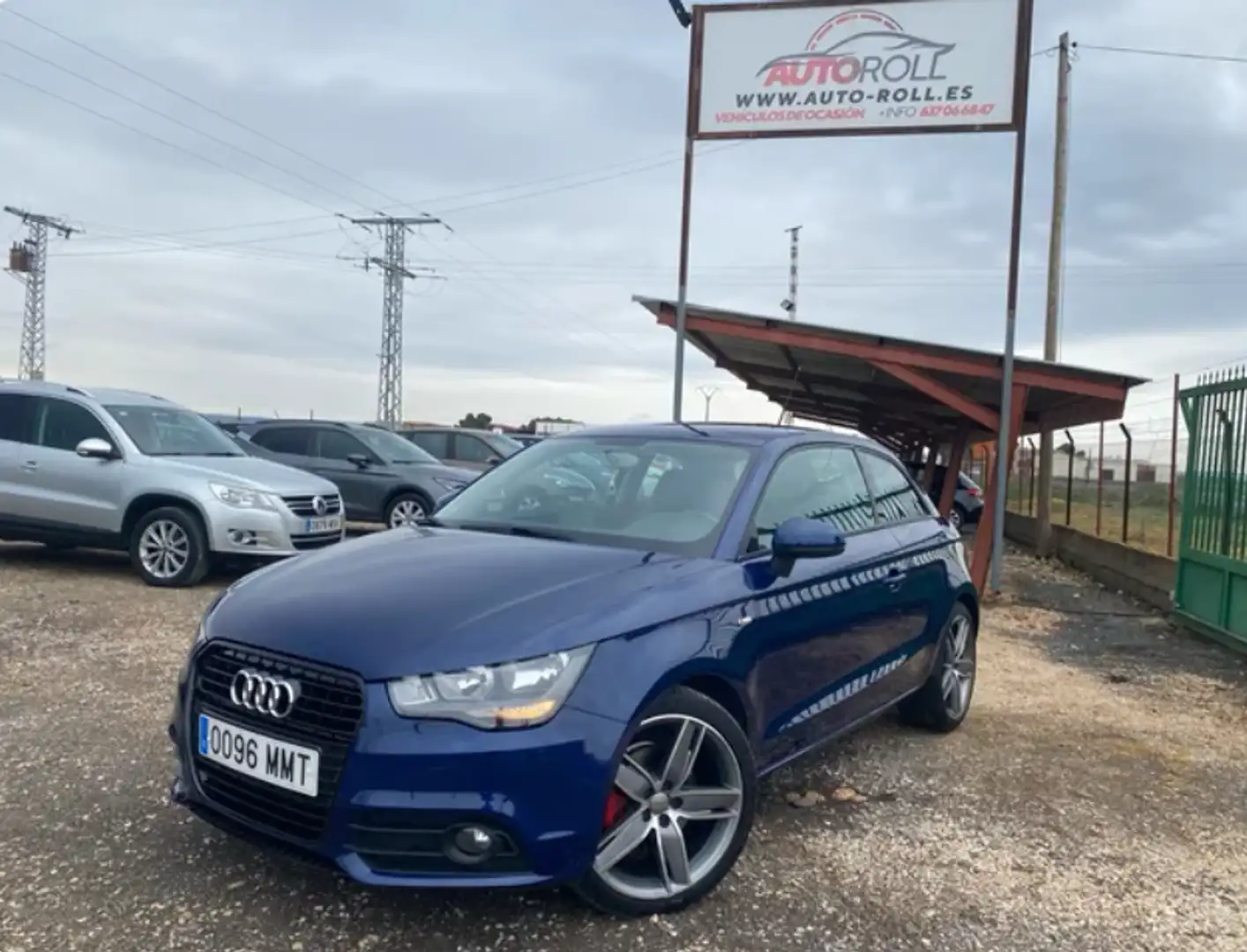 Audi A1 1.6TDI Attraction Azul - 1