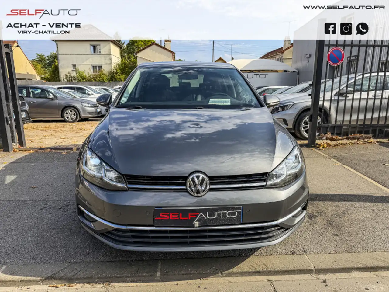 Volkswagen Golf Standard Model — photo 2