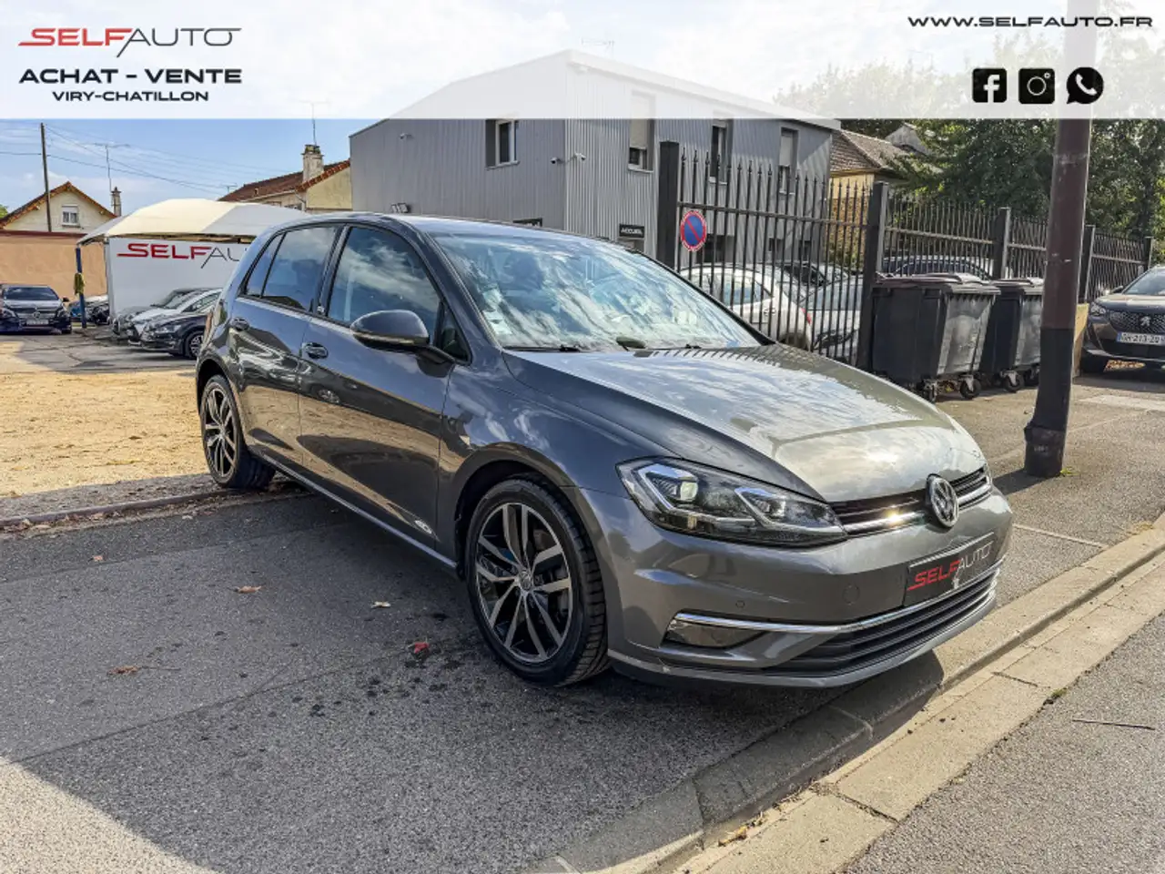 Volkswagen Golf Standard Model — photo 3