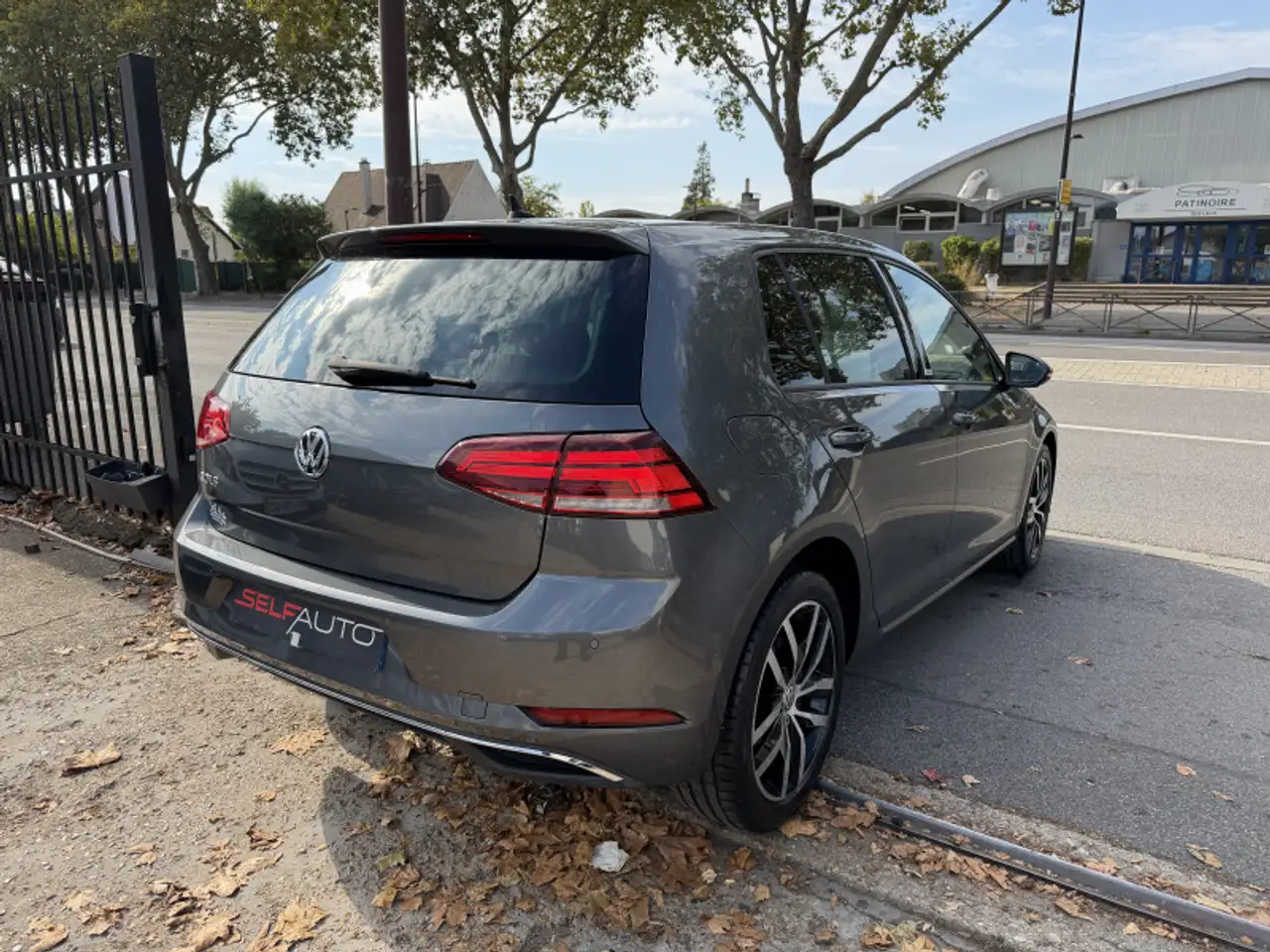 Volkswagen Golf Standard Model — photo 16