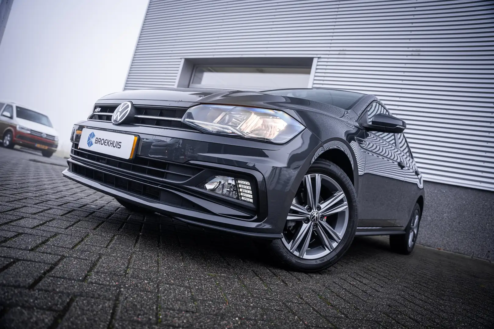 Volkswagen Polo 1.0 TSI R-Line Edition | Apple Carplay/Android Aut Gris - 2