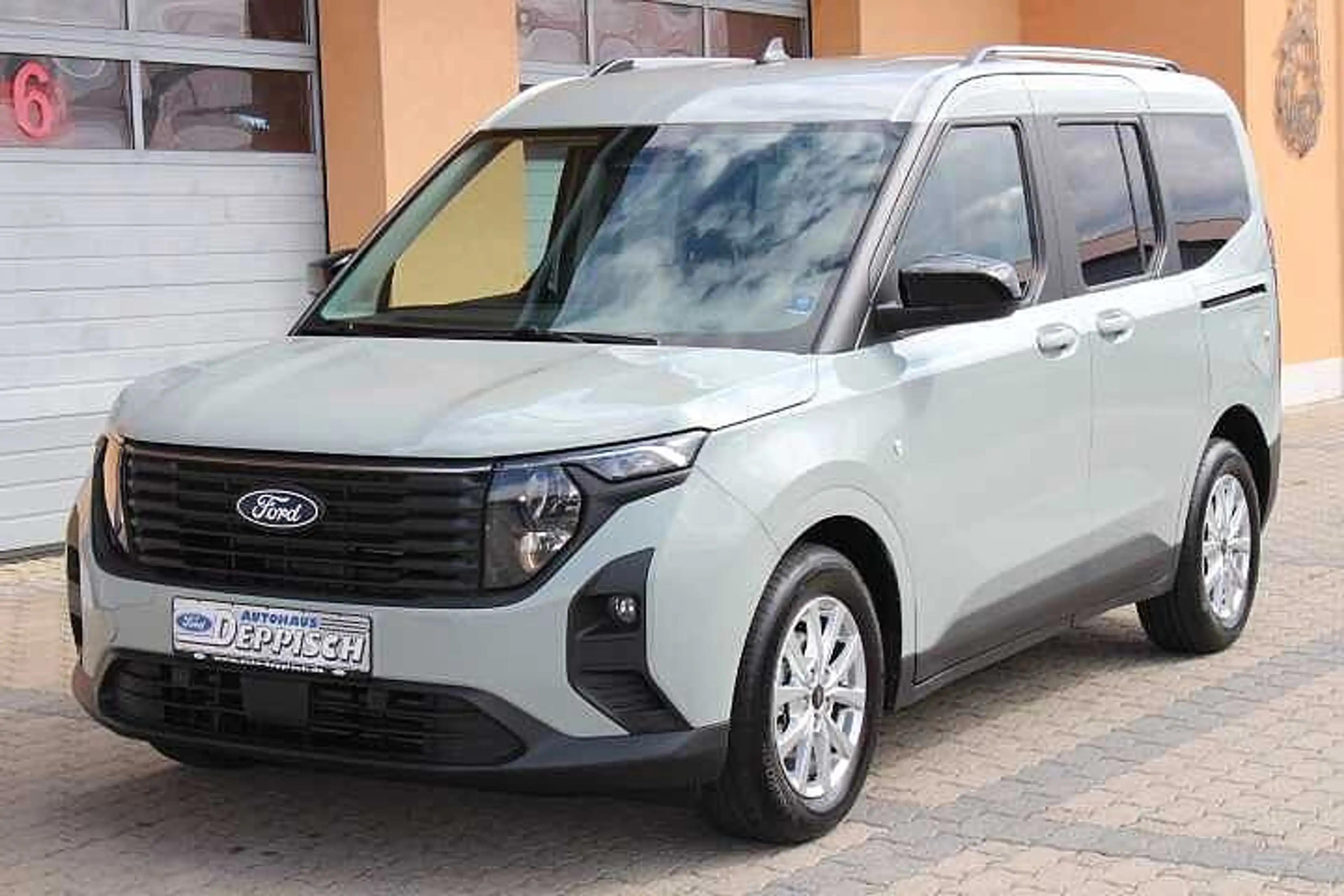 Ford Tourneo Courier Titanium