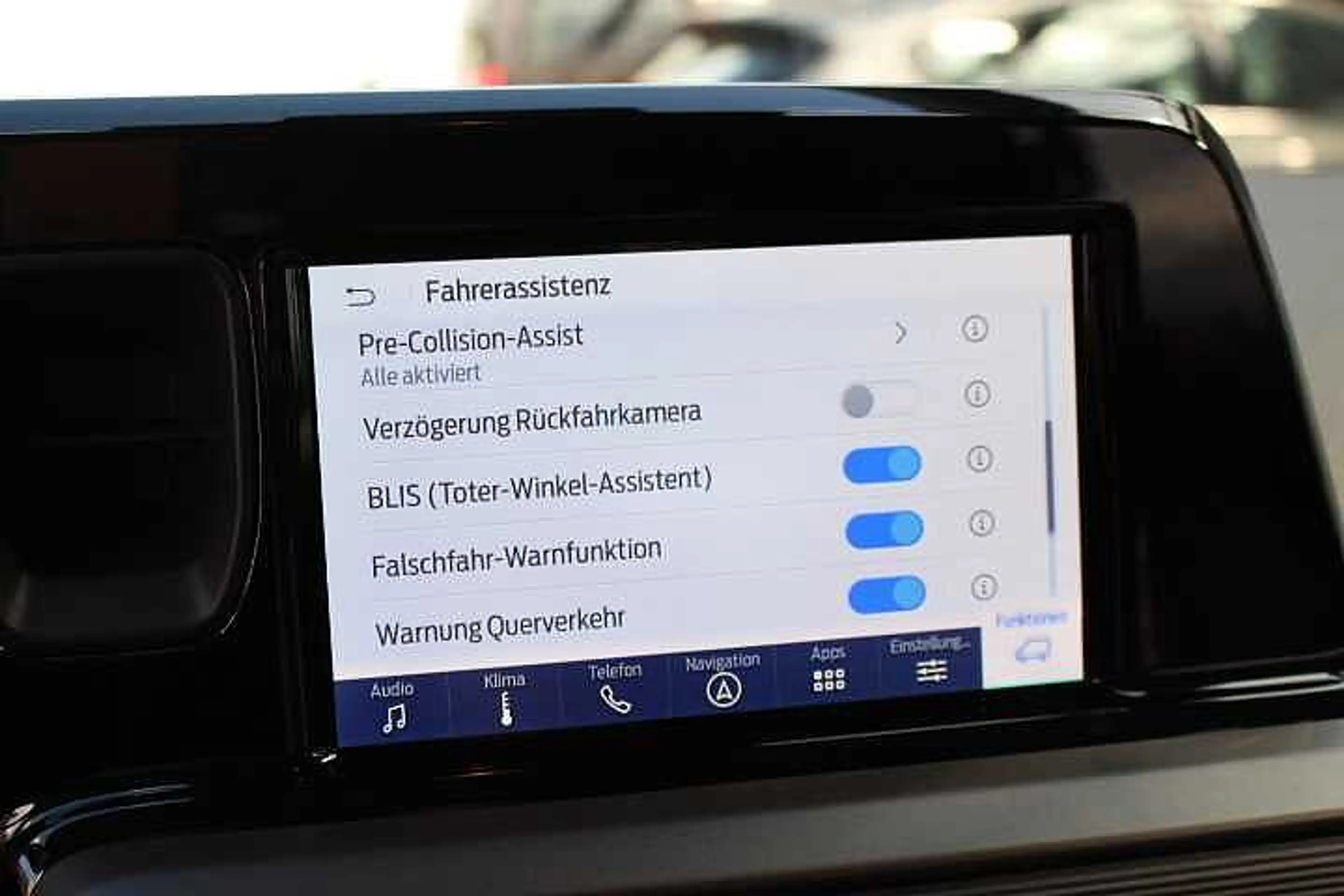 Ford Tourneo Courier Titanium — photo 17