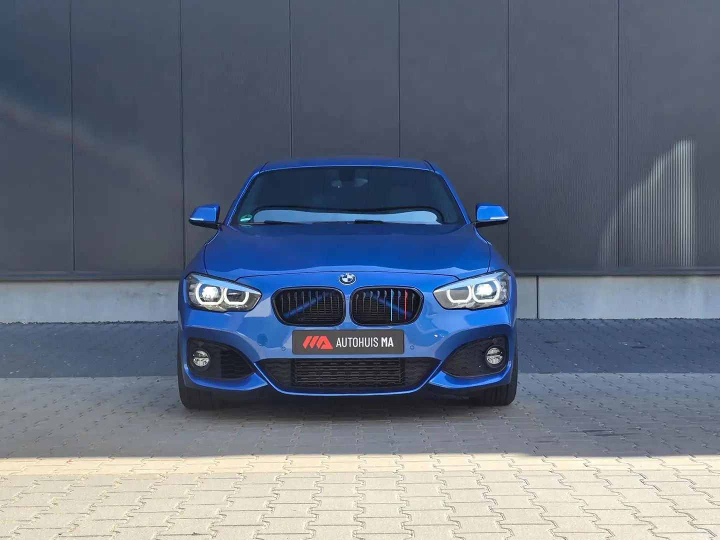 BMW 118 1-serie 118i Edition M Sport Shadow High Executive Blauw - 2